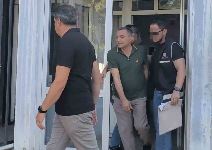 Manavgat Belediyesi Rüşvet Soruşturmasında 9’u Tutuklu 41 Sanığın Yargılanmasına Başlandı
