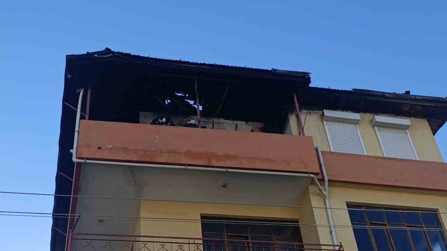 Daha Önce Alevlerin Arasından Kurtarılan 3 Çocuğun Aynı Evde İkinci Yangın Kabusu