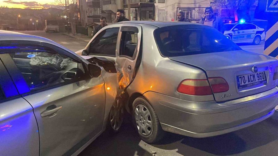 Karaman’da İki Otomobil Çarpıştı: 6 Yaralı