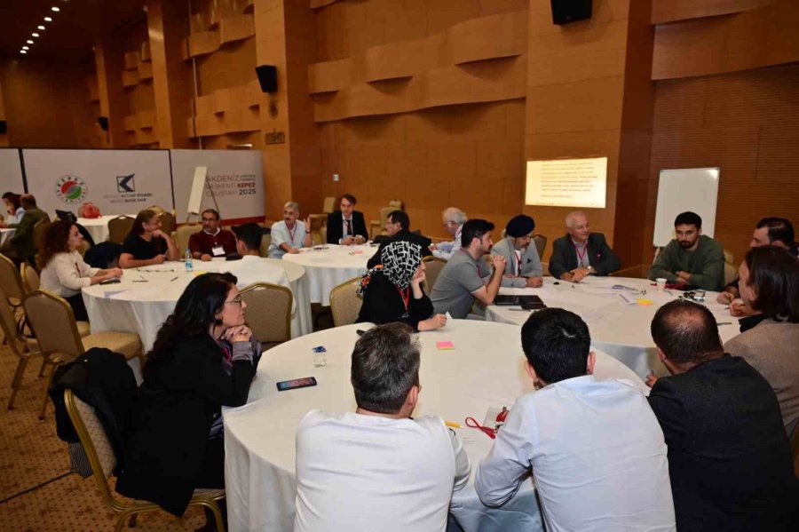 Kocagöz: "antalya’nın Kültürünü, Edebiyatını, Hafızasını Ve Yarınlarını Birlikte İnşa Edeceğiz"