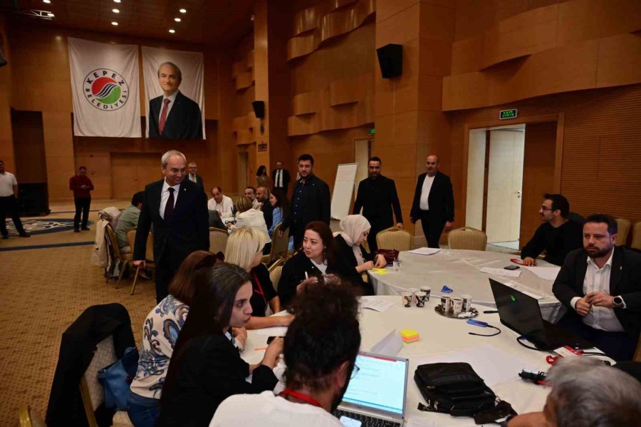 Kocagöz: "antalya’nın Kültürünü, Edebiyatını, Hafızasını Ve Yarınlarını Birlikte İnşa Edeceğiz"