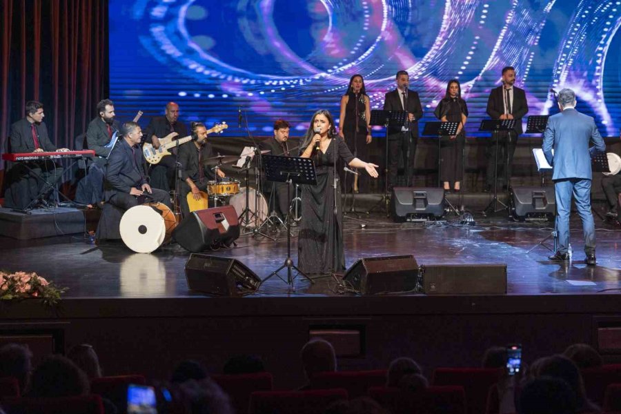Anadolu’nun Ezgileri Mersin’de Yankılandı
