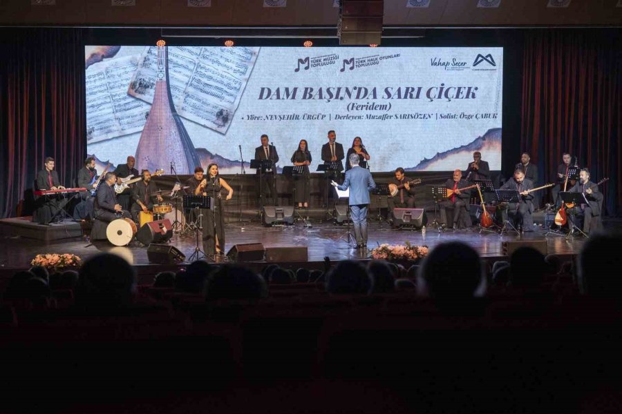 Anadolu’nun Ezgileri Mersin’de Yankılandı