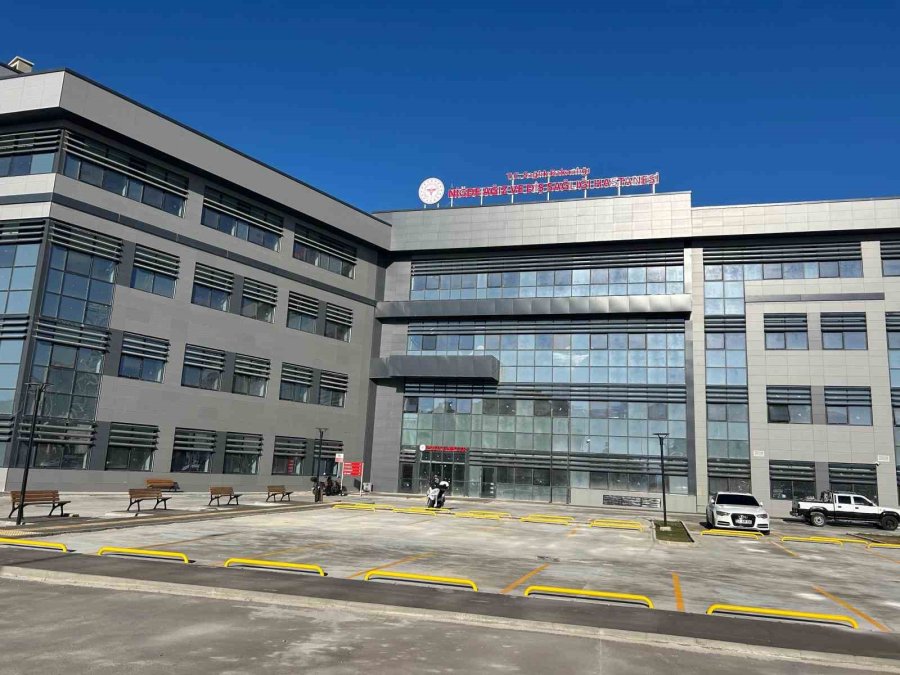 Niğde Ağız Ve Diş Hastanesi Açılış İçin Gün Sayıyor