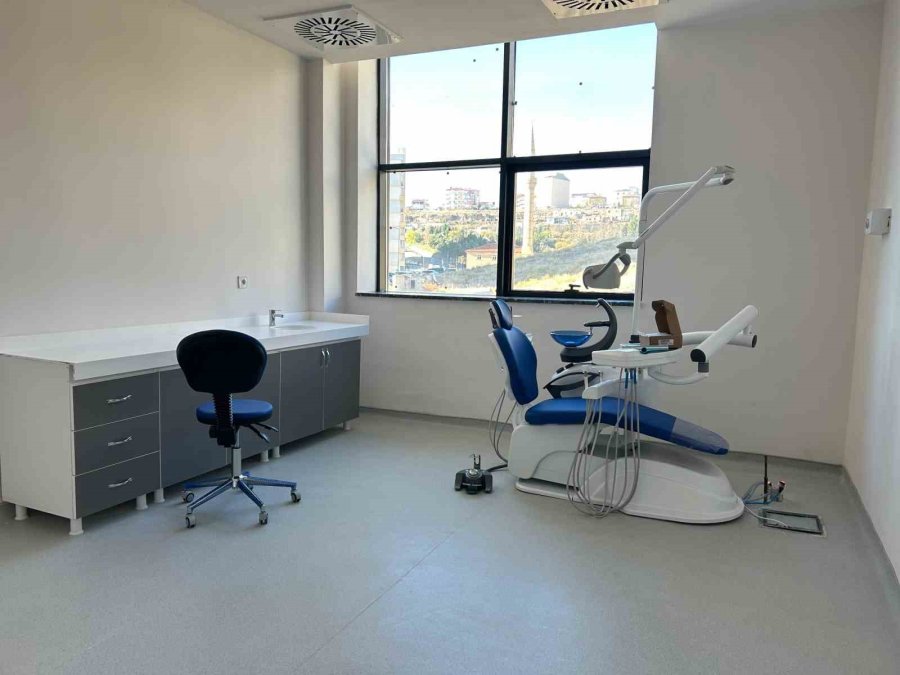 Niğde Ağız Ve Diş Hastanesi Açılış İçin Gün Sayıyor