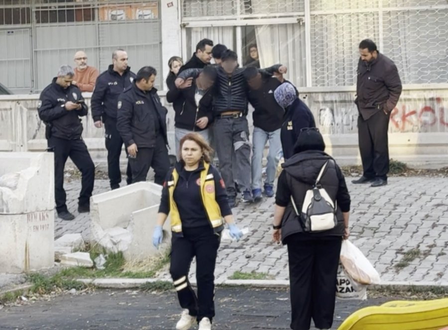 Aksaray’da İki Günde İki Çocuk Akranları Tarafından Bıçaklandı