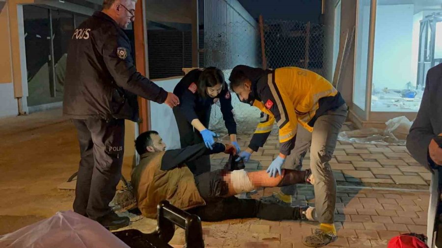 Çocuklara Verdiği Sigara Canından Ediyordu