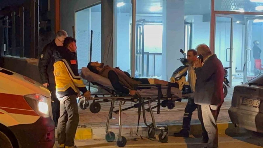 Çocuklara Verdiği Sigara Canından Ediyordu