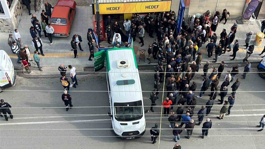 Mersin Valilliği 3 Kişiyi Öldüren Şahsın Bacağından Vurularak Yakalandığını Bildirdi