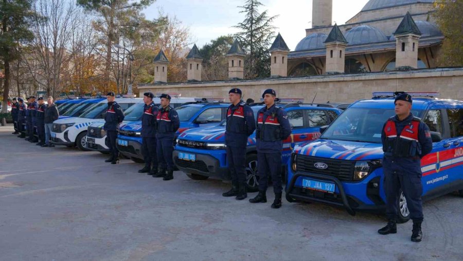 Karaman’da 51 Araç Törenle Emniyet Ve Jandarmaya Tahsis Edildi