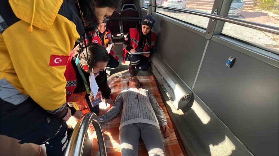 Gerçeğini Aratmayan Kaza Tatbikatı