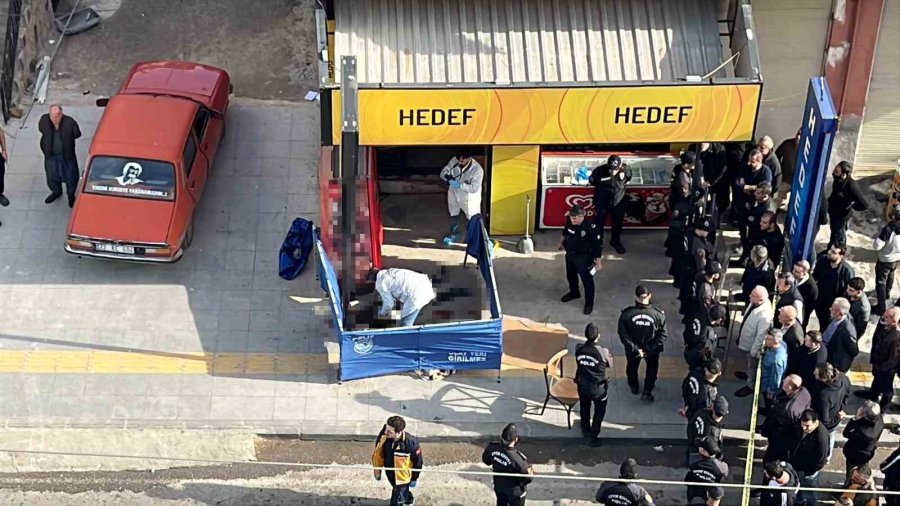 Mersin’de Dehşet: Önce Anne Oğulu Ardından Büfeciyi Öldürdü