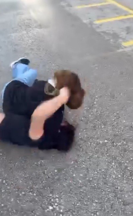 Antalya’da İlkokul Bahçesinde Akran Zorbalığı: Kız Öğrenci Darbedildi