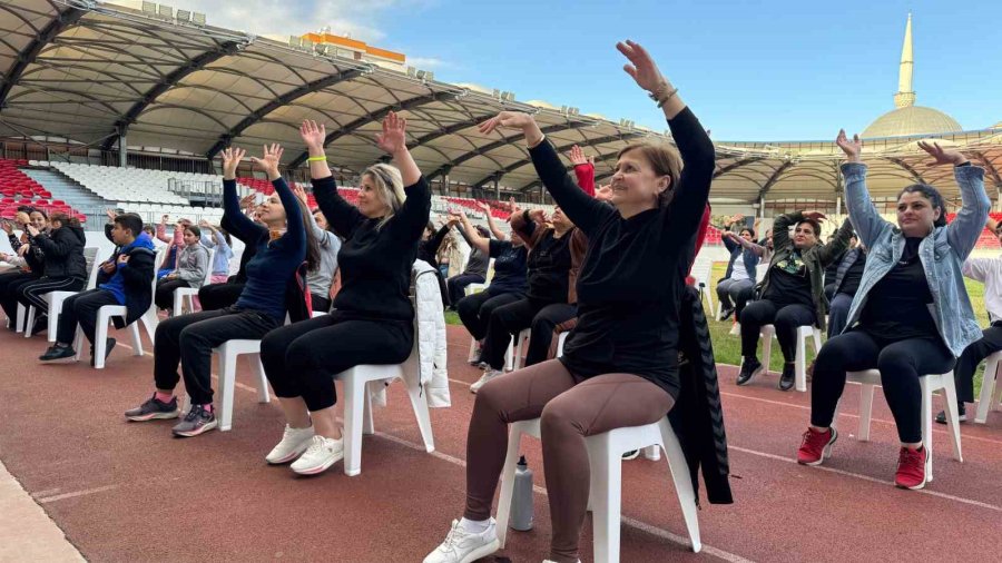 Tarsus’ta Dünya Engelliler Günü İçin Engelsiz Zumba Etkinliği Düzenlendi