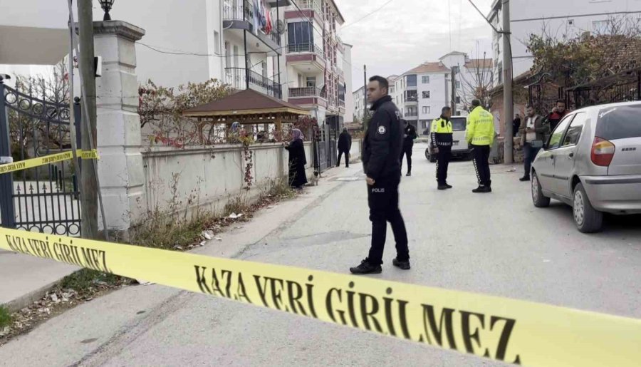 Aksaray’da Bir Kayınpeder Tartıştığı Damadını Bıçakla Ağır Yaraladı