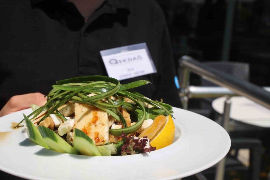 Büyükşehir Ekdağ Tesislerinde Sebze Ve Meyveler Ozonlu Su Ve Gazla Yıkanıyor