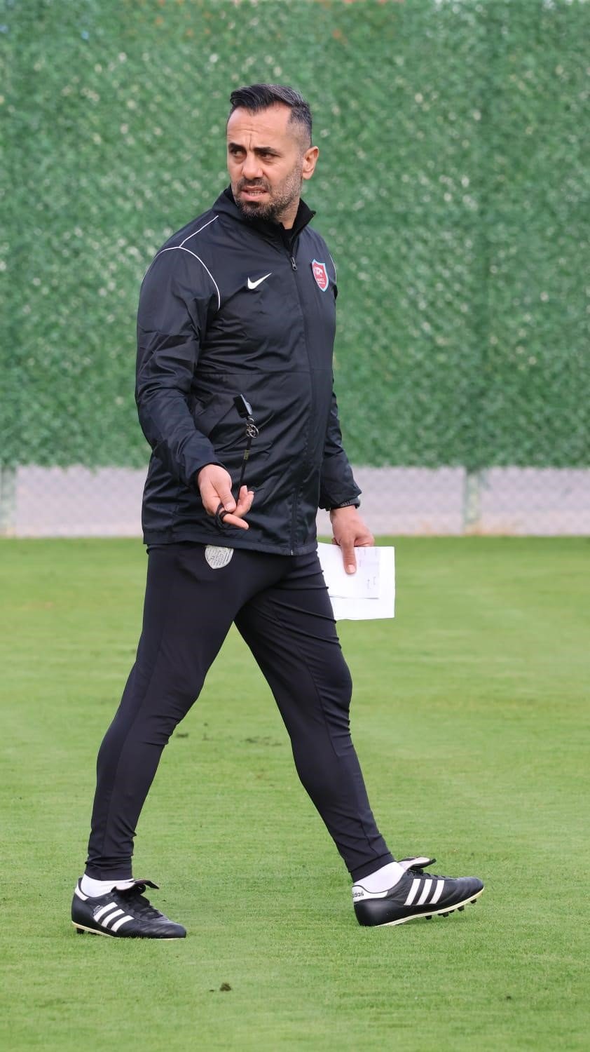 Kepezspor’un Yeni Teknik Direktörü Kerem Şeras’tan Taraftara Çağrı