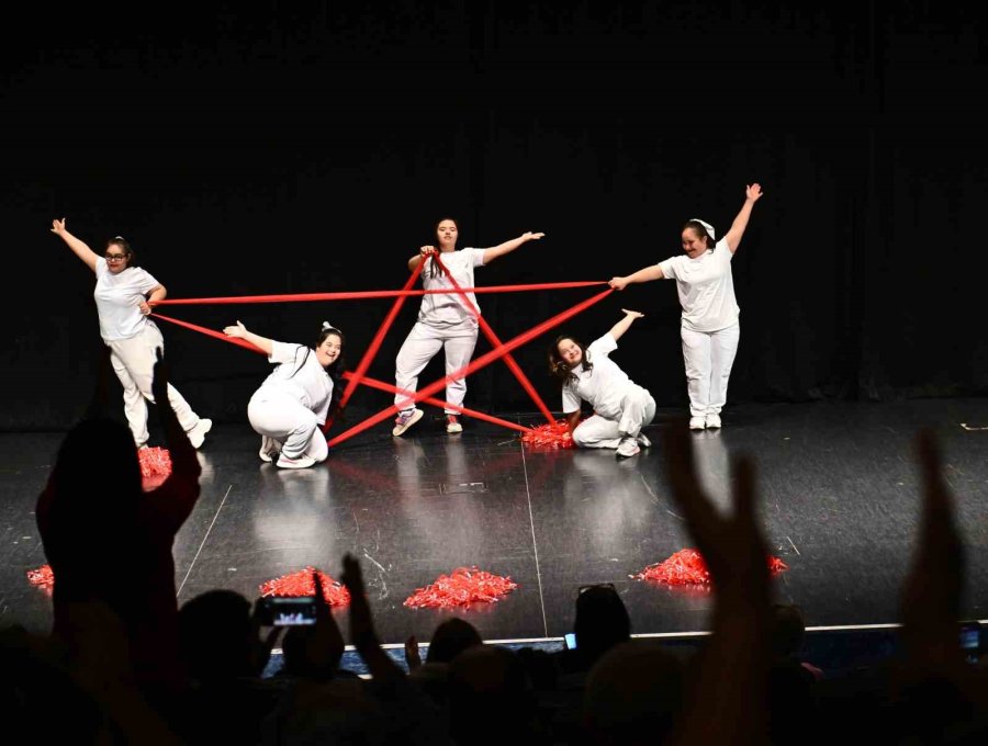 Muratpaşa’da Hayatı Paylaşmaya Engel Yok