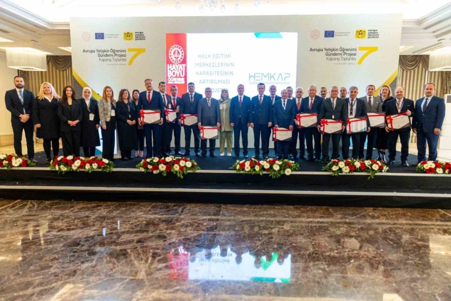 Niğde Halk Eğitimi Merkezi, Türkiye’nin En Başarılı 10 Kurumu Arasında Yer Aldı