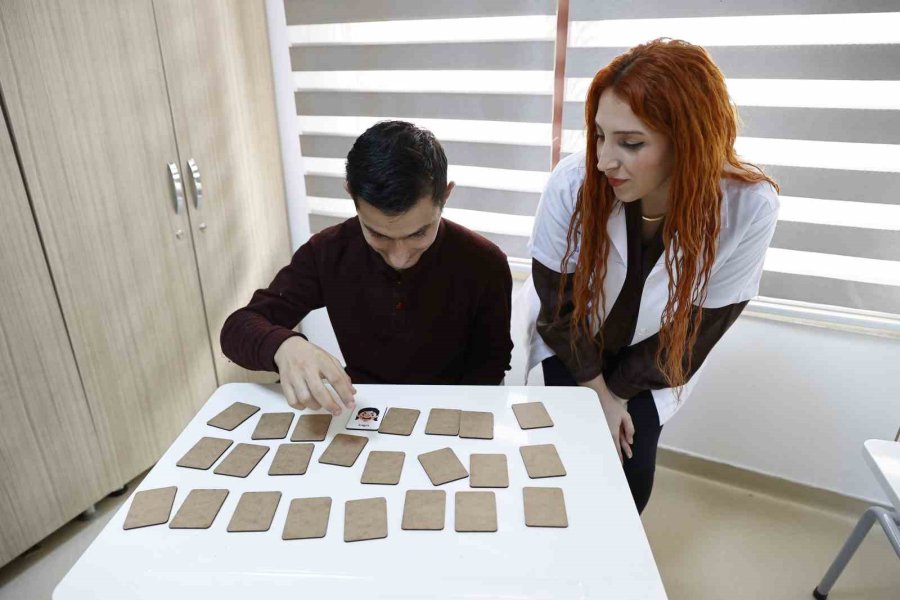 Büyükşehir’in "mola Evleri" Özel Bireylerin Ailelerine Nefes Aldırıyor