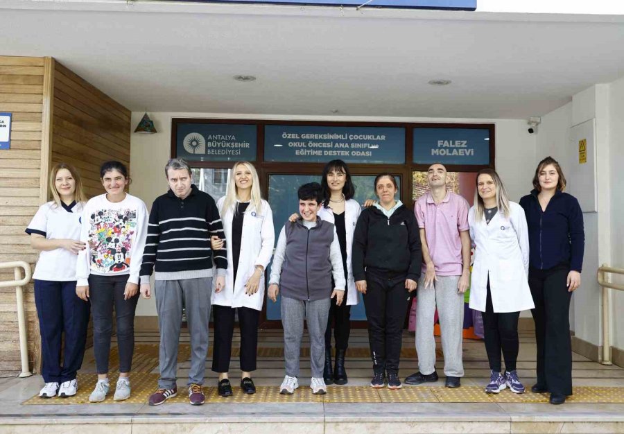 Büyükşehir’in "mola Evleri" Özel Bireylerin Ailelerine Nefes Aldırıyor