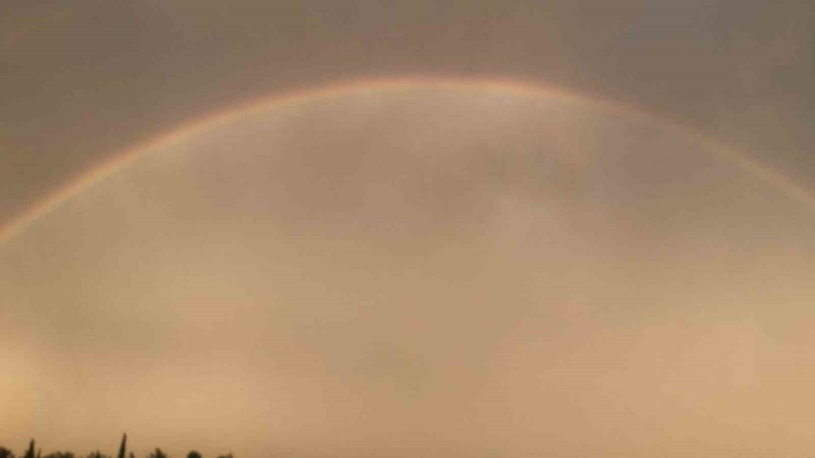Antalya’da Çiftçinin Çifte Gökkuşağı Heyecanı Kameraya Yansıdı