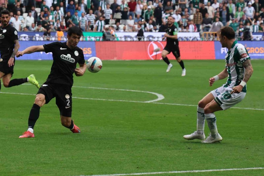 Konyaspor İle Çaykur Rizespor 33. Randevuda