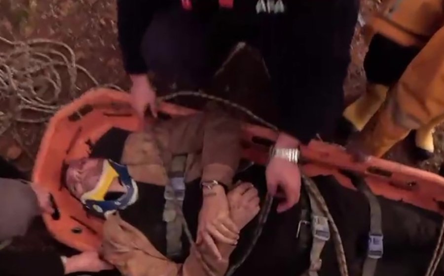 Uçurumdan Yuvarlanan Sürücüyü Afad Ve İtfaiye Ekipleri Kurtardı