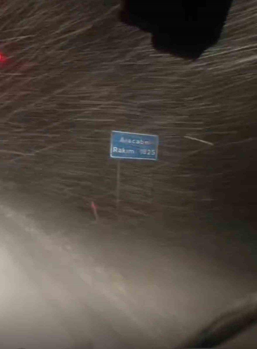 Antalya’da Mevsimin İlk Karı Yağdı, Antalya-konya Karayolu Beyaza Büründü