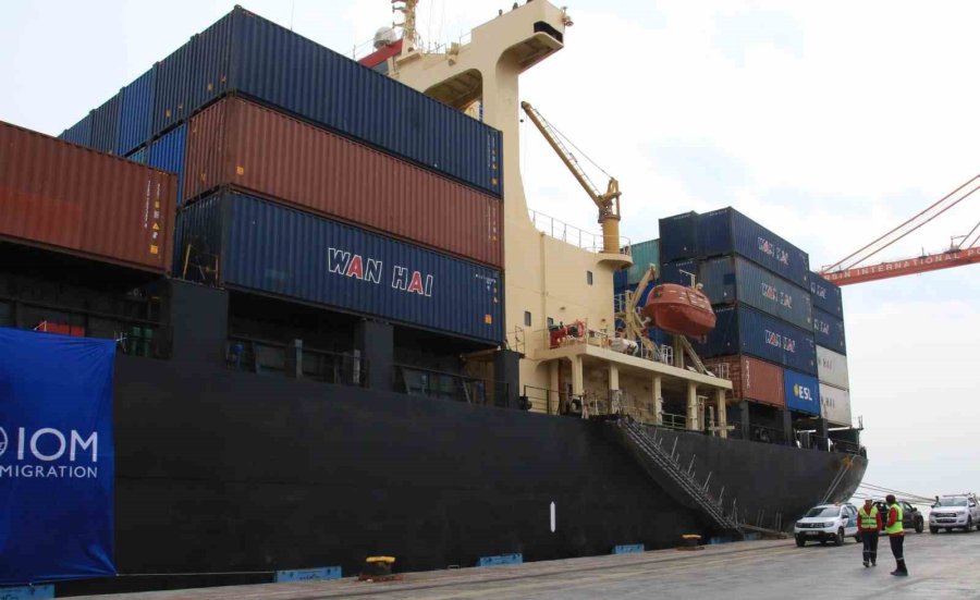 İyilik Gemisi Mersin’den Sudan’a Uğurlandı