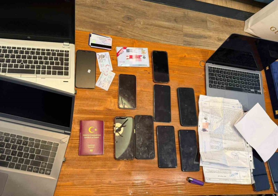 Mersin’de Yasa Dışı Bahis Çetesi Çökertildi: 13 Tutuklama