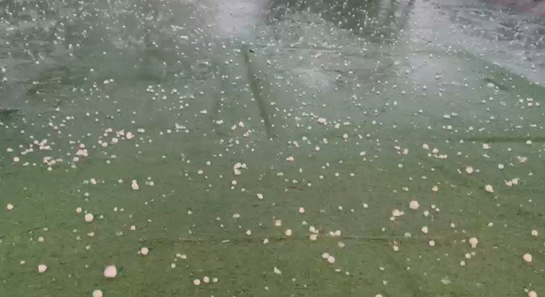 Alanya’da Sağanak Yağış Ve Dolu Etkili Oldu