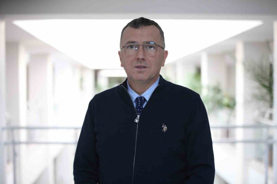 Yeni Nesil Yazmakta Zorlanıyor