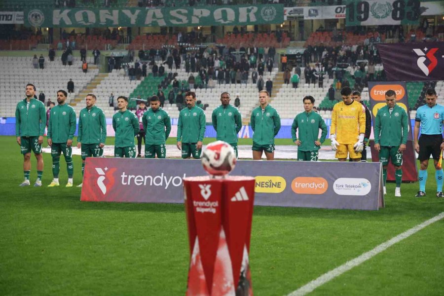 Trendyol Süper Lig: Konyaspor: 0 - Çaykur Rizespor: 1 (ilk Yarı)
