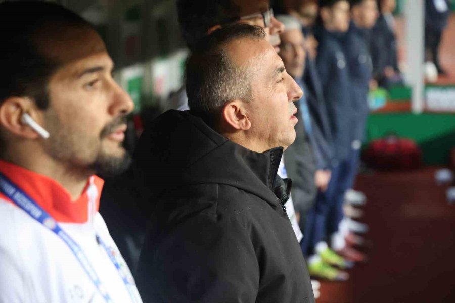 Trendyol Süper Lig: Konyaspor: 0 - Çaykur Rizespor: 1 (ilk Yarı)