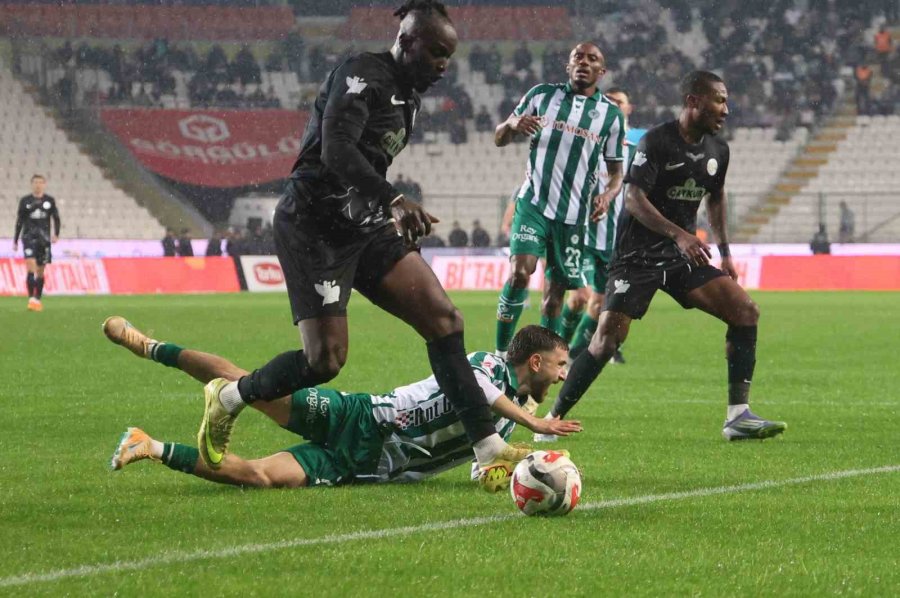 Trendyol Süper Lig: Konyaspor: 1 - Çaykur Rizespor: 1 (maç Sonucu)