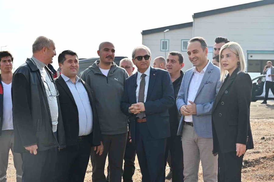 Kepez Belediyesi’nden Doğa İle İç İçe Hayvan Barınağı