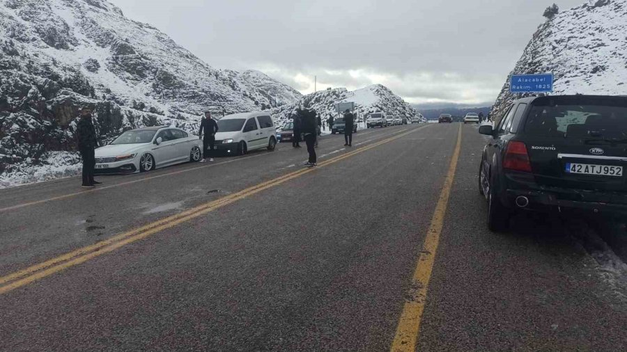 Kar Yağışını Duyan Alacabel’e Koştu