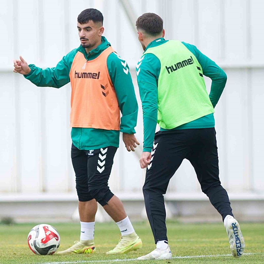 Konyaspor, Fenerbahçe Maçının Hazırlıklarına Başladı