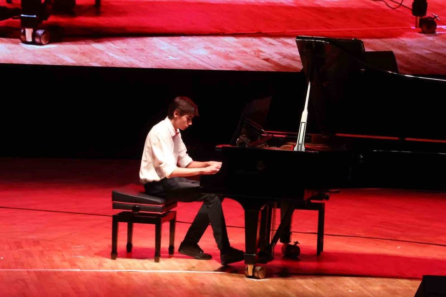 25. Uluslararası Antalya Piyano Festivali’nde Genç Yetenekler Sahne Aldı