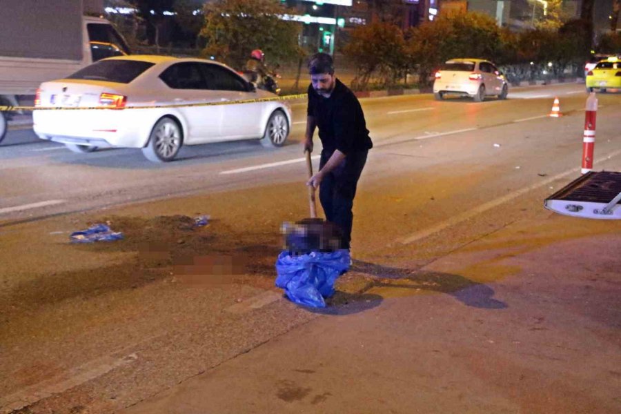 Kamyon İle Çarpışan Motosikletin 17 Yaşındaki Sürücüsü Hayatını Kaybetti