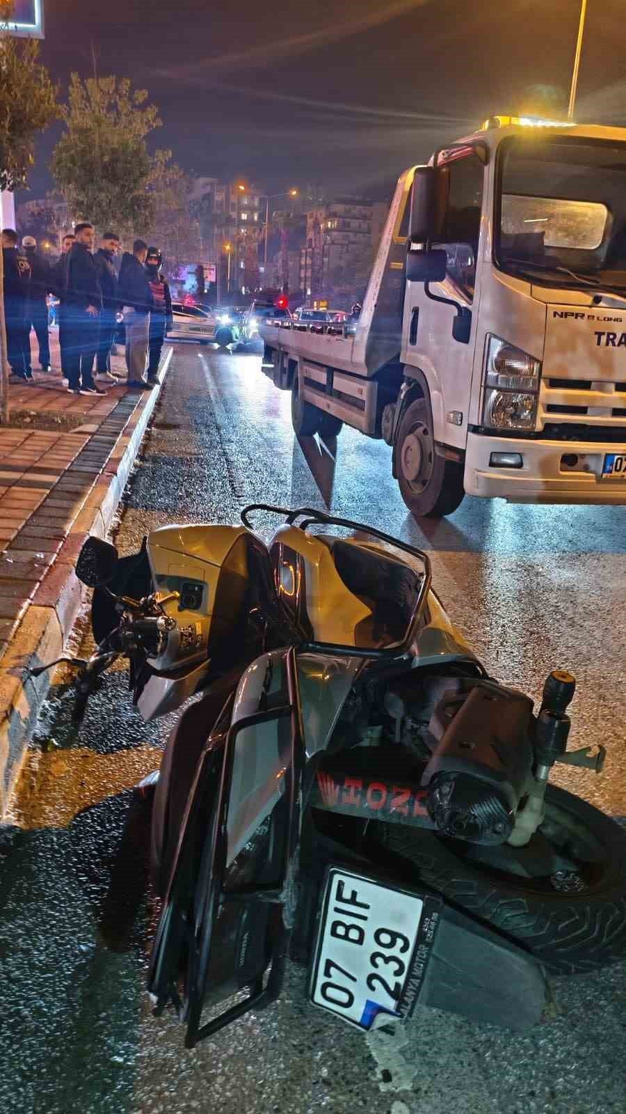 Kamyon İle Çarpışan Motosikletin 17 Yaşındaki Sürücüsü Hayatını Kaybetti