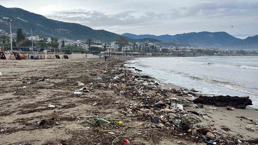15 Dakikalık Yağmur Alanya’yı Felç Etti Zararın Boyutu Ertesi Gün Ortaya Çıktı