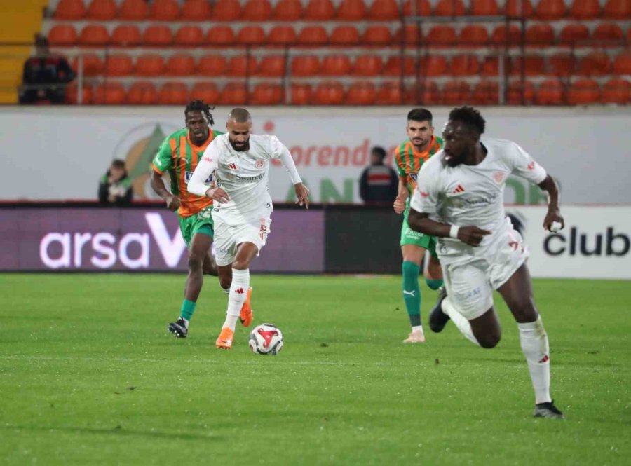 Trendyol Süper Lig: Alanyaspor: 0 - Antalyaspor: 0 (maç Sonucu)