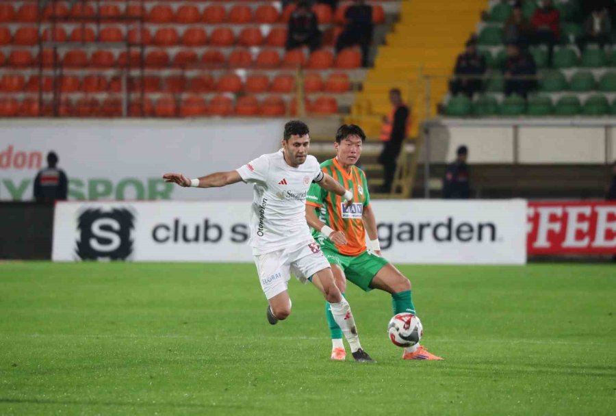 Trendyol Süper Lig: Alanyaspor: 0 - Antalyaspor: 0 (maç Sonucu)