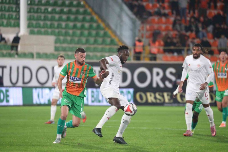 Trendyol Süper Lig: Alanyaspor: 0 - Antalyaspor: 0 (maç Sonucu)