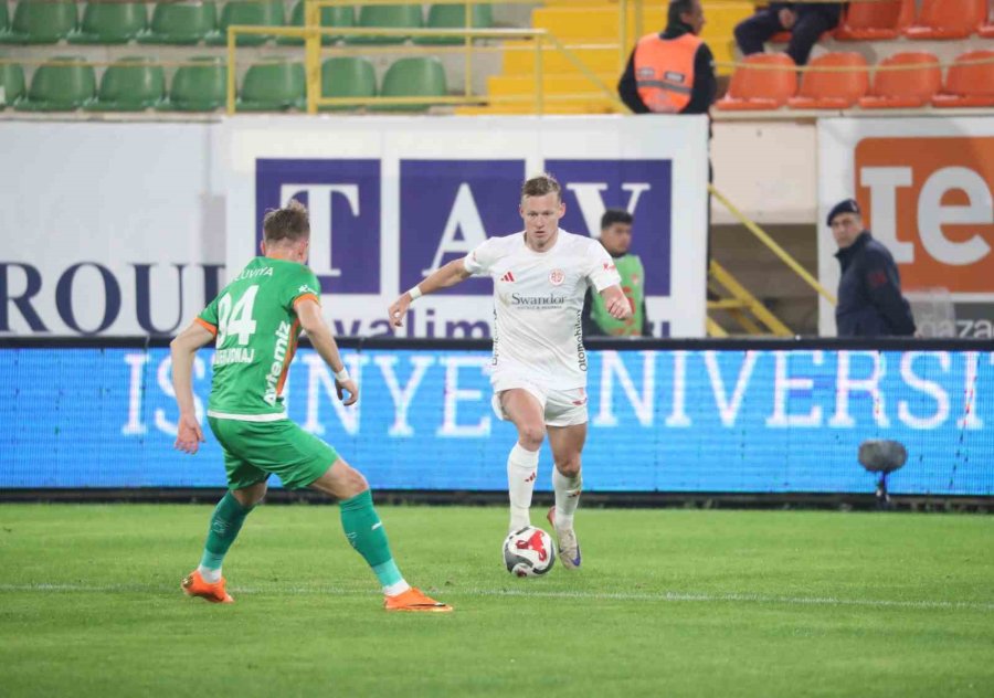 Trendyol Süper Lig: Alanyaspor: 0 - Antalyaspor: 0 (maç Sonucu)