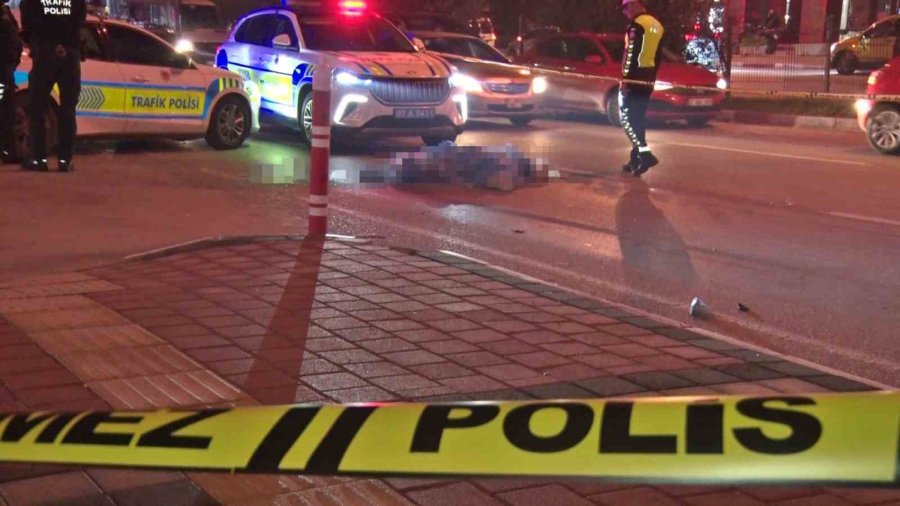 Kamyonun Altında Kalarak Hayatını Kaybeden Lise Öğrencisinin Cenazesi Teslim Alındı