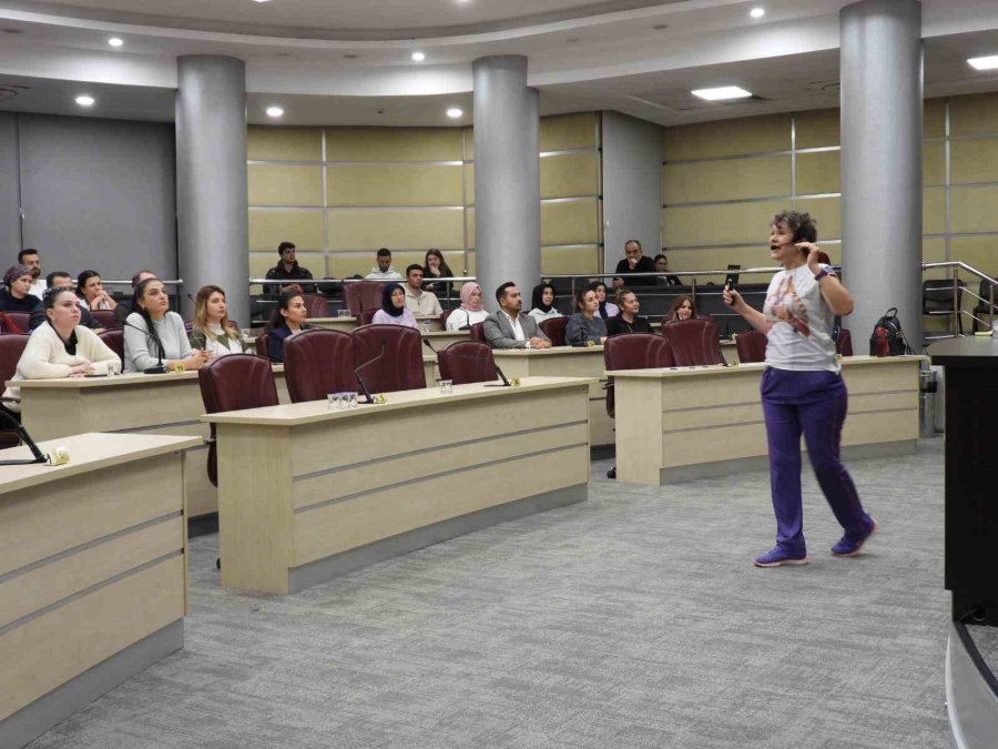 Kepez Belediyesi’nde Personele Solunum Sağlığı Eğitimi Verildi