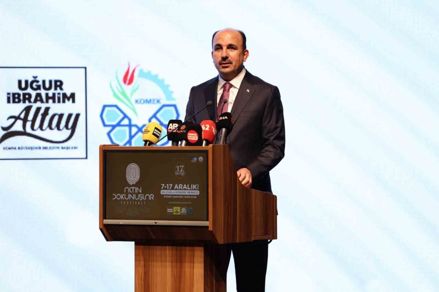 Vali Akın Ve Başkan Altay, 17. Altın Dokunuşlar Festivali’ni Ve Gazze Hayır Panayırı’nı Açtı